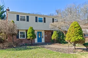 688 Carnival Dr, Pittsburgh, PA 15239 - Photo 1