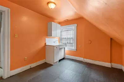 5825 Douglas St, Pittsburgh, PA 15217 - Photo 25