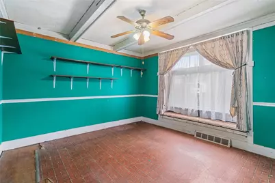 5825 Douglas St, Pittsburgh, PA 15217 - Photo 7