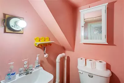 5825 Douglas St, Pittsburgh, PA 15217 - Photo 13