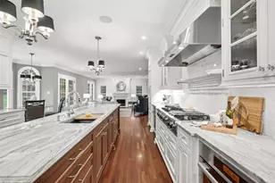 1062 W Grove Ct, Adams Township, PA 15044 - Photo 11