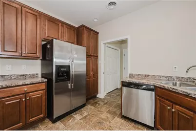 61 Flagstone Dr, White Township, PA 15701 - Photo 7