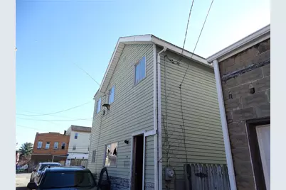 113 Clay Way, McKees Rocks, PA 15136 - Photo 1