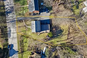 1002 S Greenlawn Dr, Pittsburgh, PA 15216 - Photo 41