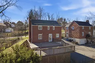 1002 S Greenlawn Dr, Pittsburgh, PA 15216 - Photo 35