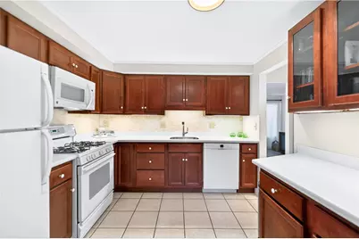 504 Cherry Ct, Ross Twp, PA 15237 - Photo 5