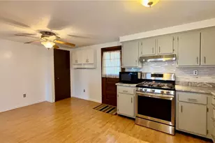 100 Pinewood Dr, South Fayette, PA 15017 - Photo 9