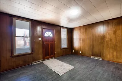 719 Crescent Ave, Ellwood City, PA 16117 - Photo 7