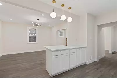 2726 Woodstock, Pittsburgh, PA 15218 - Photo 9