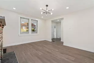 2726 Woodstock, Pittsburgh, PA 15218 - Photo 5