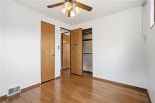 4782 Barone Dr, Pittsburgh, PA 15227 - Photo 19