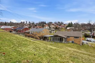 4782 Barone Dr, Pittsburgh, PA 15227 - Photo 41