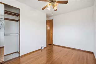 4782 Barone Dr, Pittsburgh, PA 15227 - Photo 21