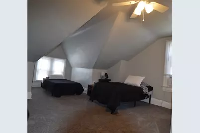 230 Albert St, Pittsburgh, PA 15211 - Photo 17