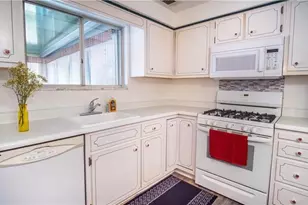 5617 Wickliff St, Pittsburgh, PA 15201 - Photo 13