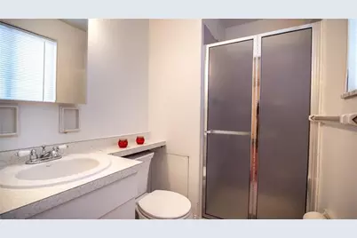 5617 Wickliff Street, Pittsburgh, PA 15201 - Photo 17