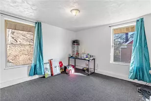 5015 Ampere St, Pittsburgh, PA 15207 - Photo 9