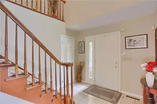 143 Hampshire Dr, Cranberry Township, PA 16066 - Photo 5