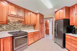 143 Hampshire Dr, Cranberry Township, PA 16066 - Photo 13