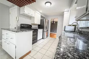 104 LakeWood Dr, Center Township, PA 16001 - Photo 17