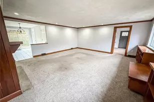 104 LakeWood Dr, Center Township, PA 16001 - Photo 41