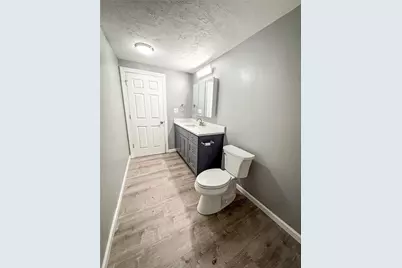 104 Lakewood Dr, Center Township, PA 16001 - Photo 19