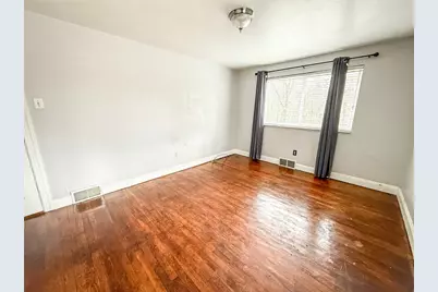104 Lakewood Dr, Center Township, PA 16001 - Photo 29