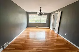 104 LakeWood Dr, Center Township, PA 16001 - Photo 13