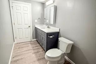 104 LakeWood Dr, Center Township, PA 16001 - Photo 37