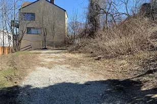 2604 Burham St, Pittsburgh, PA 15203 - Photo 15