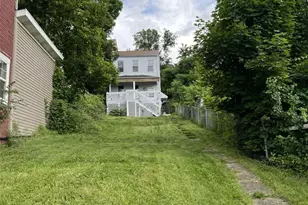 2604 Burham St, Pittsburgh, PA 15203 - Photo 15