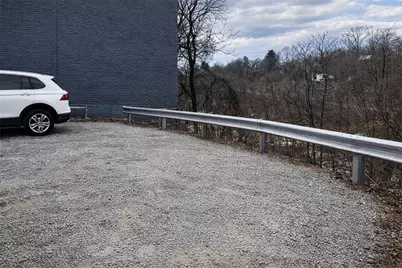 1320 Pioneer Ave, Pittsburgh, PA 15226 - Photo 19