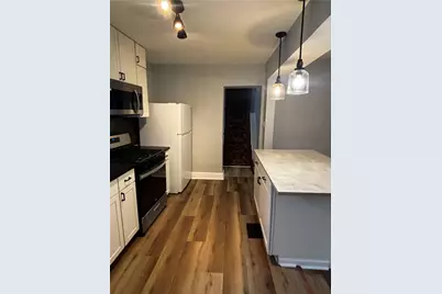 1320 Pioneer Ave, Pittsburgh, PA 15226 - Photo 9