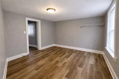 1320 Pioneer Ave, Pittsburgh, PA 15226 - Photo 13