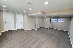 329 Golden Gate Dr, Verona, PA 15147 - Photo 11