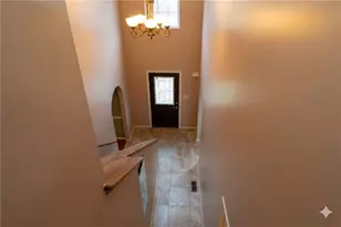 125 Shelbourne Dr, Moon/Crescent Twp, PA 15108 - Photo 5