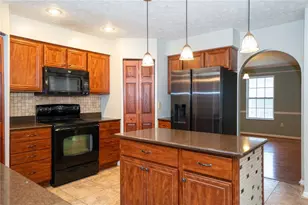125 Shelbourne Dr, Moon/Crescent Twp, PA 15108 - Photo 15