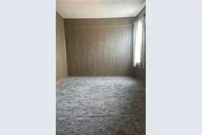 9 Main St, Mount Pleasant, PA 15340 - Photo 11