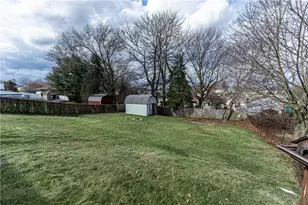 1206 Augusta Dr, Aliquippa, PA 15001 - Photo 21