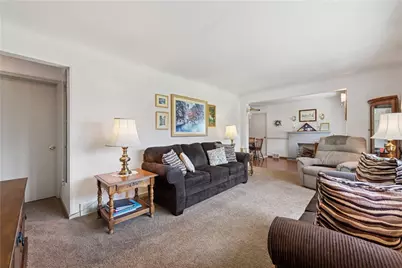 2122 Elizabeth Ct, Murrysville, PA 15632 - Photo 11