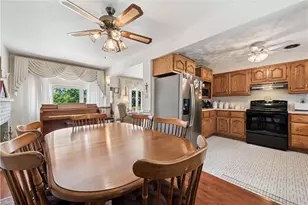 2122 Elizabeth Ct, Murrysville, PA 15632 - Photo 13