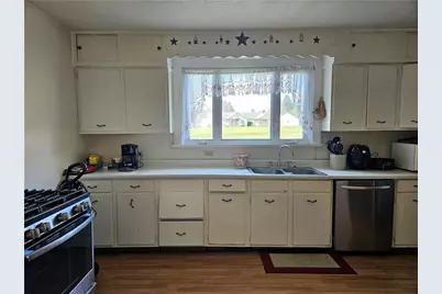 121 North Rd, Franklin Township, PA 16001 - Photo 9