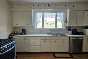 121 North Rd, Franklin Township, PA 16001 - Photo 9