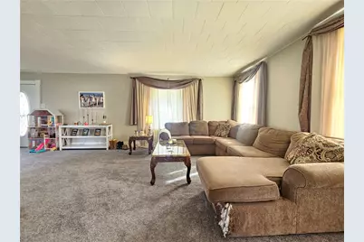 121 North Rd, Franklin Township, PA 16001 - Photo 5