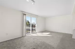 6211 Patrick Henry Dr, Hopewell Township, PA 15001 - Photo 7