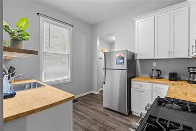 17 Lelia St, Pittsburgh, PA 15211 - Photo 9