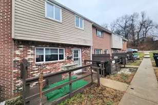 436 Brierly Ln, West Mifflin, PA 15122 - Photo 1