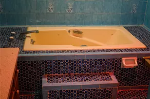 238 Victoria Way, Allegheny Township, PA 15656 - Photo 9