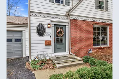 226 E Englewood Ave, New Castle, PA 16105 - Photo 3