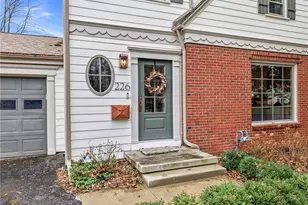 226 E Englewood Ave, New Castle, PA 16105 - Photo 3